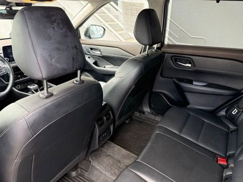 Certified 2023 Nissan Rogue SV w/ SV Premium Package FWD image 13