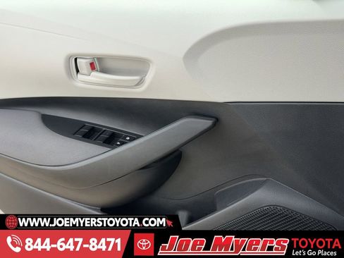 Certified 2026 Toyota Corolla LE image 25