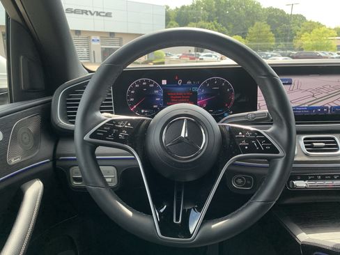 Used 2024 Mercedes-Benz GLE 350 4MATIC image 18