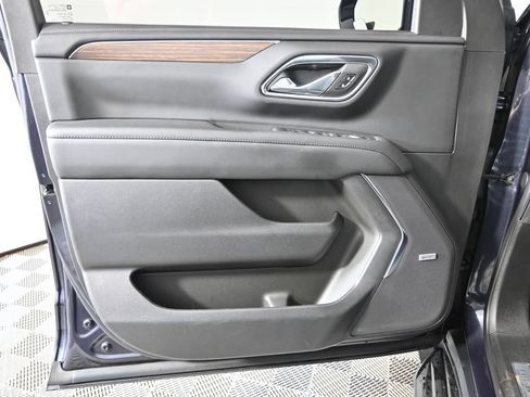 Used 2023 Chevrolet Tahoe High Country AWD/4WD image 19