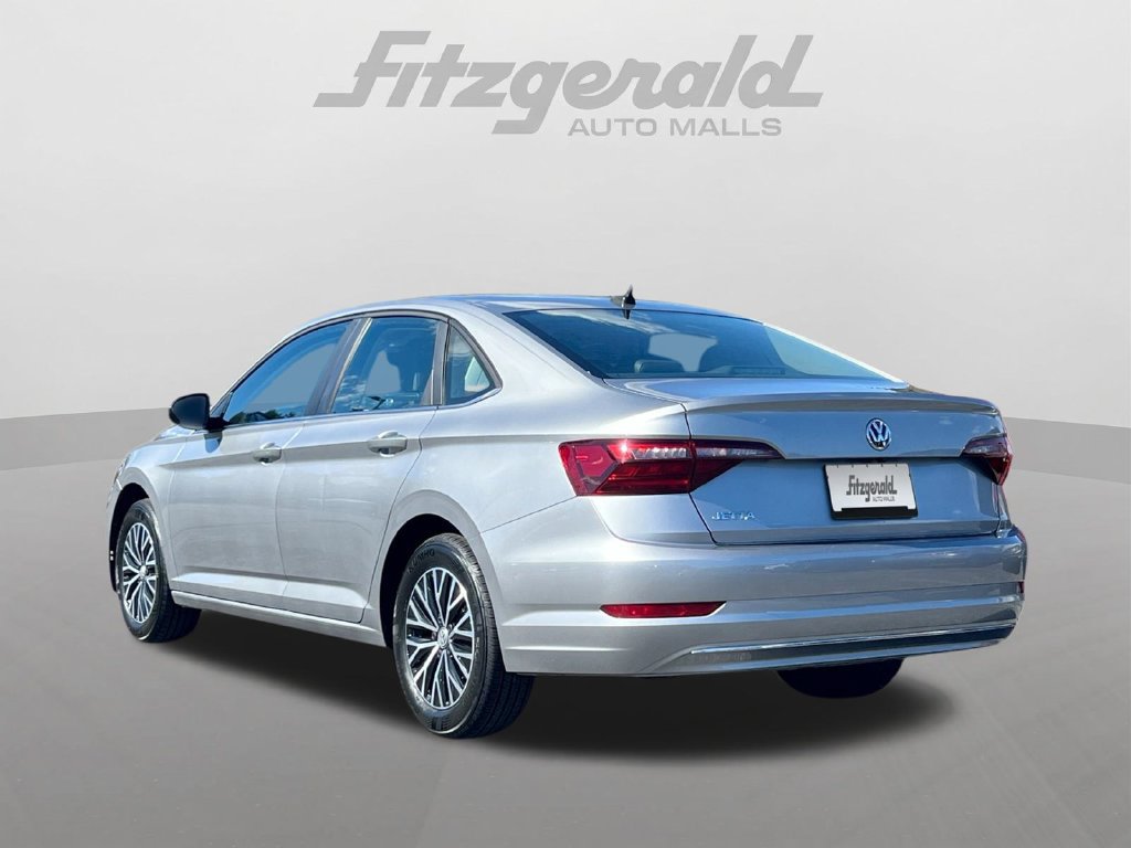 Used 2020 Volkswagen Jetta SE w/ SE Cold Weather Package FWD image 17