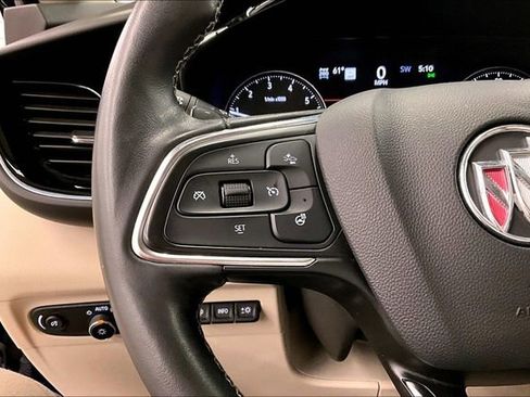 Used 2023 Buick Envision Avenir image 24