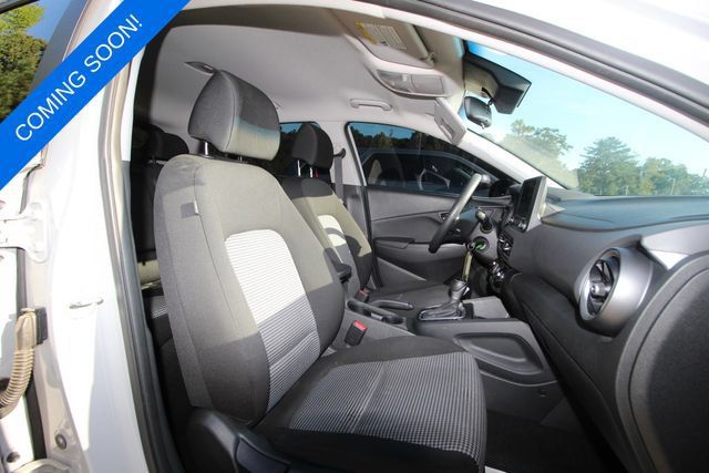 Used 2022 Hyundai Kona SE AWD/4WD image 3
