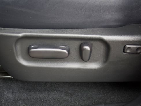 Used 2023 Toyota Tacoma TRD Off-Road w/ TRD Premium Off Road Package image 13