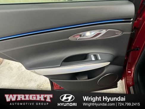 Certified 2026 Genesis GV70 2.5T Advanced AWD/4WD image 12