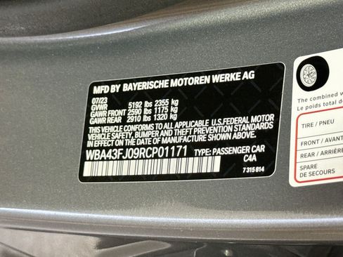 Used 2024 BMW 530i w/ Premium Package RWD image 40