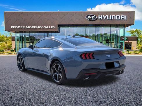 Used 2024 Ford Mustang Coupe image 6