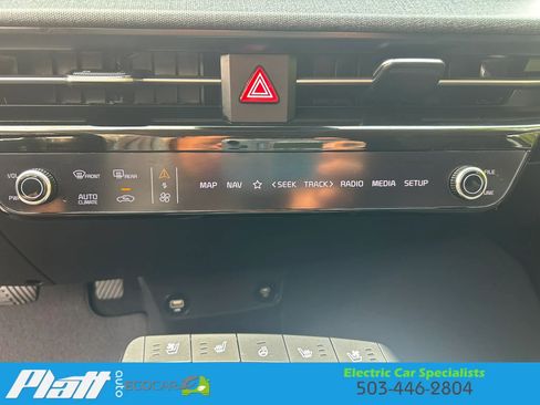 Used 2024 Kia EV6 Wind w/ Wind Technology Package AWD/4WD image 24