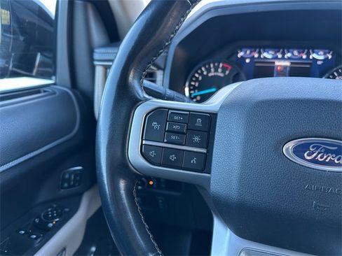 Used 2023 Ford Expedition Max Limited image 24