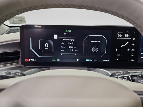 Used 2024 Kia EV9 Wind AWD/4WD image 9