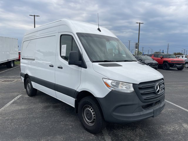 Used 2024 Mercedes-Benz Sprinter 2500 w/ Acoustic Package image 17