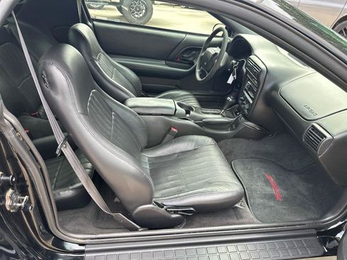 Used 2002 Chevrolet Camaro Z28 RWD image 18