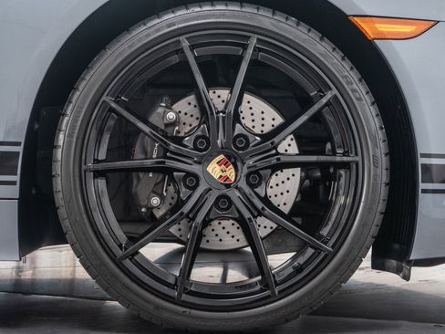 Used 2025 Porsche 718 Boxster image 47