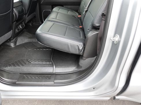 Used 2023 Chevrolet Silverado 1500 LT image 23