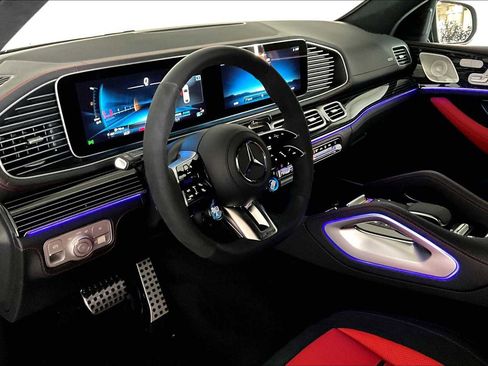 Used 2025 Mercedes-Benz GLE 53 AMG 4MATIC Coupe image 11