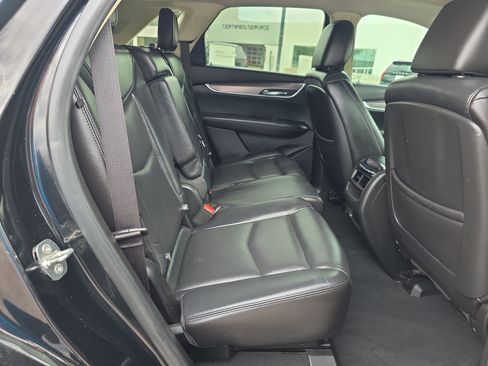 Used 2018 Cadillac XT5 Premium Luxury FWD image 14