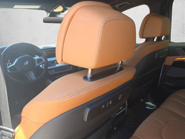 Used 2021 BMW X5 sDrive40i w/ M Sport Package RWD image 18