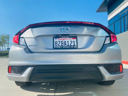 Used 2016 Honda Civic LX image 9