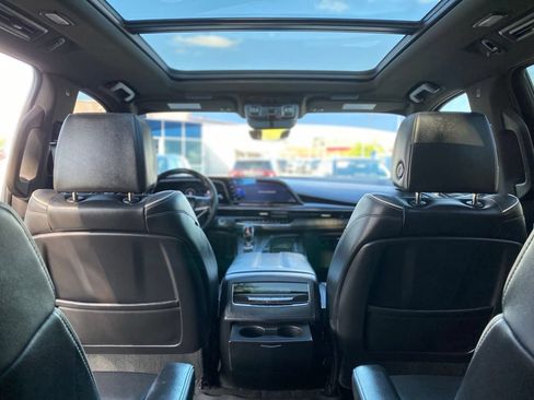 Used 2022 Cadillac Escalade Sport w/ Touring Package AWD/4WD image 33