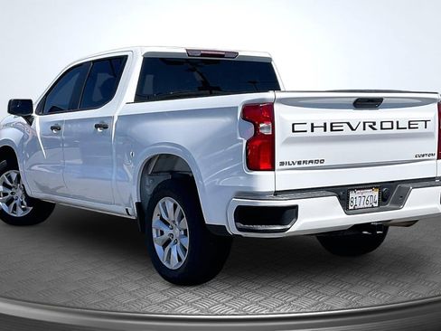 Used 2021 Chevrolet Silverado 1500 Custom RWD image 2