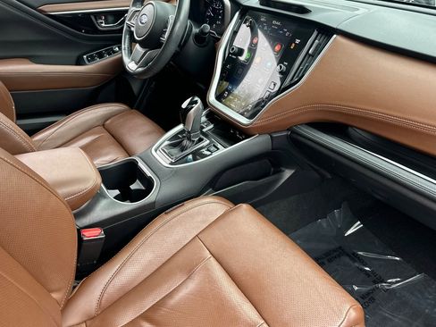 Used 2020 Subaru Outback Touring w/ Popular Package #2 image 33