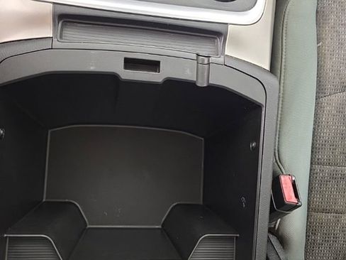 Used 2017 RAM 1500 Big Horn AWD/4WD image 27