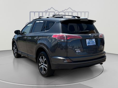 Used 2016 Toyota RAV4 LE AWD/4WD image 3
