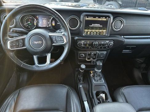 Certified 2022 Jeep Wrangler Unlimited Sahara w/ Cold Weather Group image 28