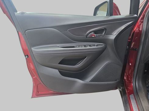 Used 2022 Buick Encore Preferred w/ Safety Package AWD/4WD image 28