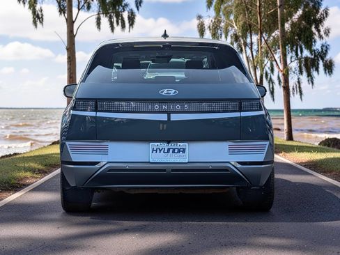 Certified 2024 Hyundai Ioniq 5 Limited RWD image 5