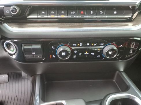 Used 2022 Chevrolet Silverado 1500 RST w/ Convenience Package II image 25