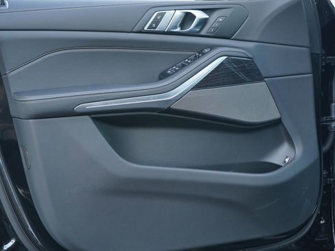 New 2026 BMW X5 xDrive50e w/ M Sport Package image 9