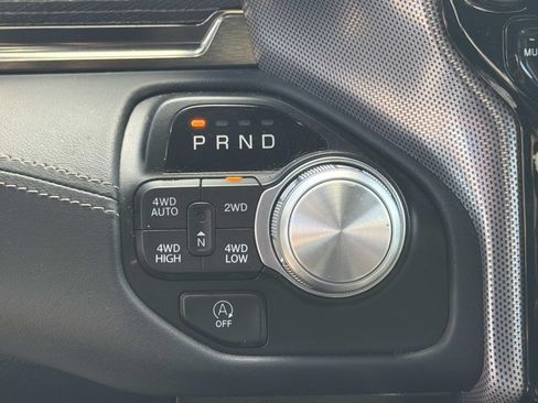 Used 2019 RAM 1500 Limited AWD/4WD image 8