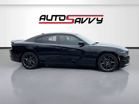 Used 2023 Dodge Charger SXT w/ Blacktop Package RWD image 8
