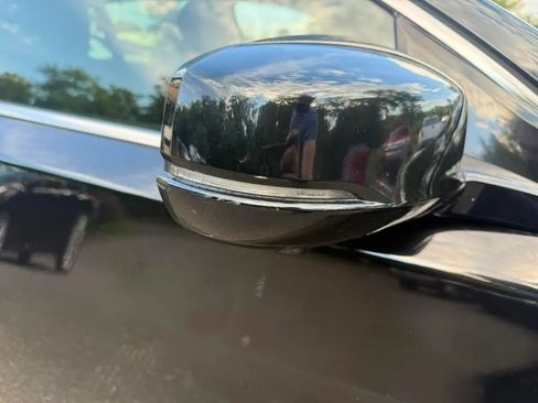 Used 2017 Acura RLX Sport Hybrid w/ Advance Pkg AWD/4WD image 27