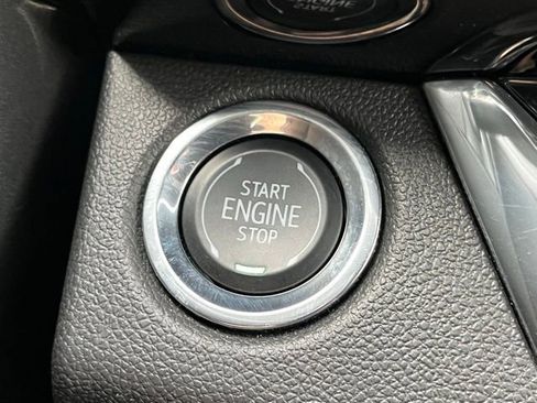 Used 2025 Buick Envista Sport Touring image 16