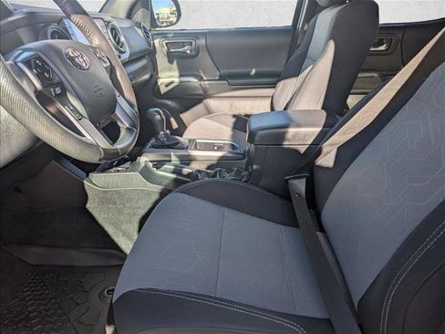 Used 2023 Toyota Tacoma TRD Off-Road image 14