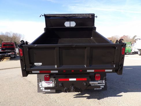 Used 2022 RAM 4500 Tradesman image 6