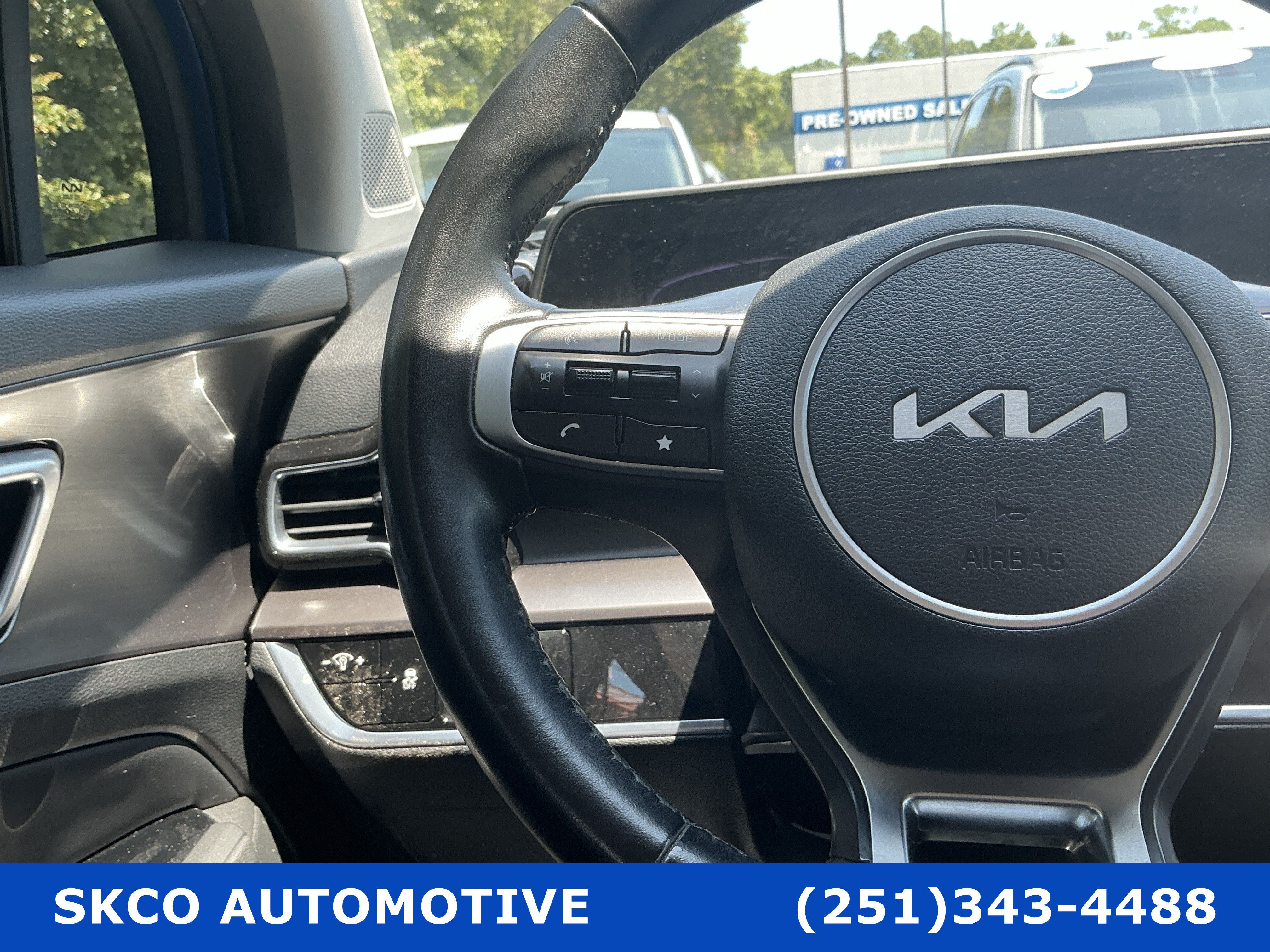 Used 2023 Kia Sportage EX FWD image 19