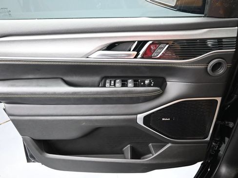 New 2026 Jeep Grand Wagoneer 4WD image 25