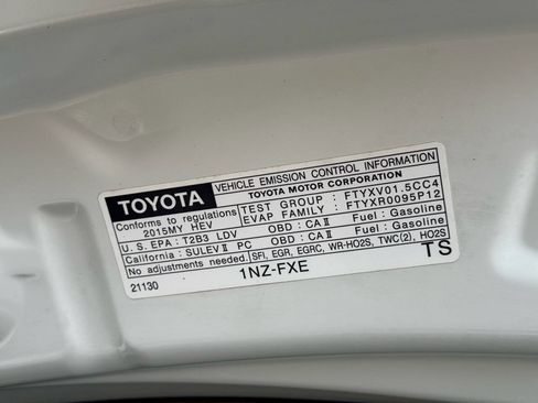 Used 2015 Toyota Prius C Two FWD image 39