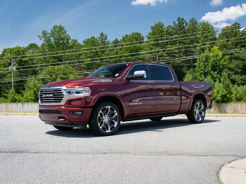 Used 2019 RAM 1500 Limited AWD/4WD image 3