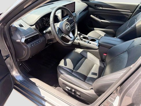 Used 2023 Nissan Altima 2.5 SL FWD image 25