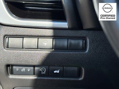 Certified 2023 Nissan Rogue SL w/ SL Premium Package image 29