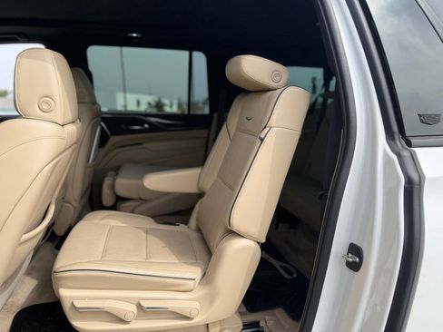 Used 2021 Cadillac Escalade ESV Premium Luxury w/ Driver Assist Tech Package RWD image 4