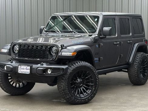 Used 2025 Jeep Wrangler Unlimited Sport S 4xe AWD/4WD image 1