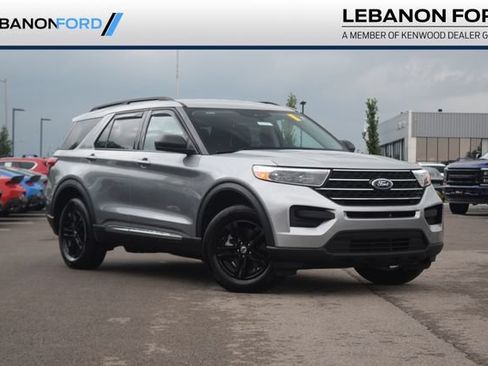Used 2023 Ford Explorer XLT AWD/4WD image 1