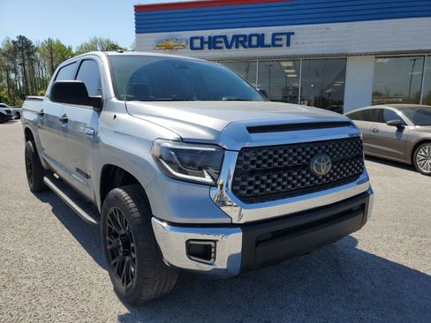 Used 2019 Toyota Tundra SR5 w/ SR5 Upgrade Package image 1