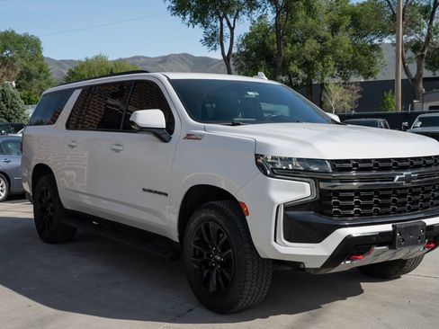 Used 2022 Chevrolet Suburban Z71 AWD/4WD image 14
