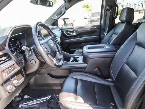 Used 2023 Chevrolet Tahoe LT w/ Luxury Package RWD image 17